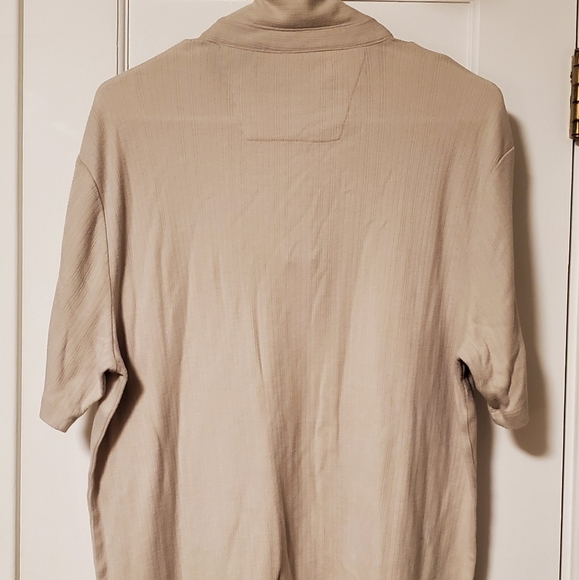 Perry Ellis tan colored Polo shirt w/ button up neck - Large - Picture 2 of 4